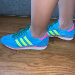 Adidas SL72 neon sneakers 8.5 women’s